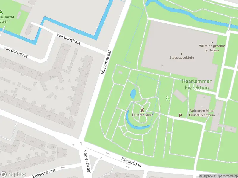Ambulance met grote spoed naar de Kleverlaan in Haarlem
