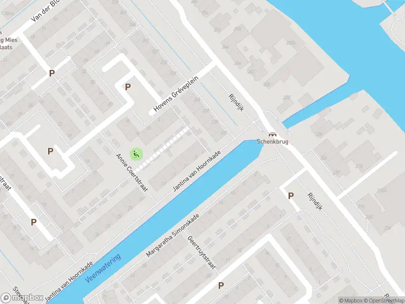 Ambulance met gepaste spoed naar de Jantina van Hoornkade in Leiden