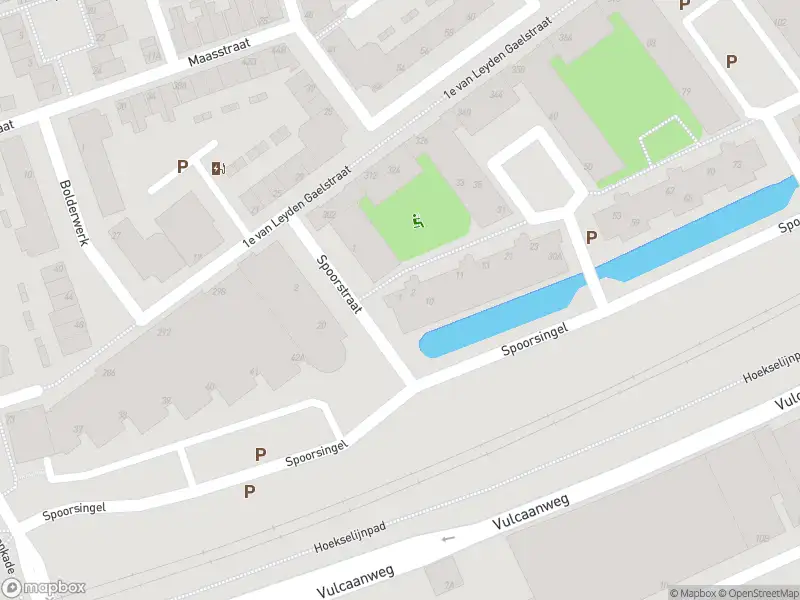 Ambulance met grote spoed naar de Sprinterplaats in Vlaardingen