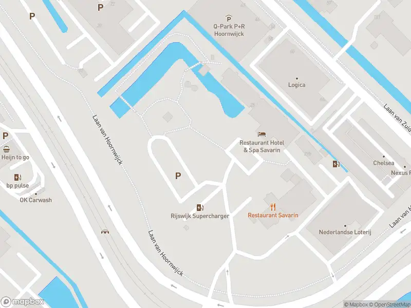 Ambulance met grote spoed naar de Laan van Hoornwijck in Rijswijk