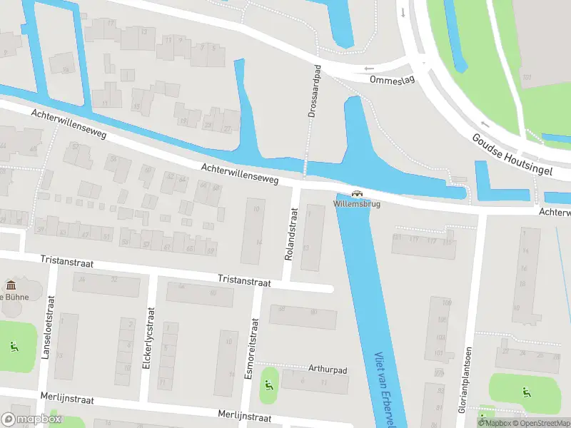 Brandweer met grote spoed naar de Rolandstraat in Gouda vanwege gebouwbrand