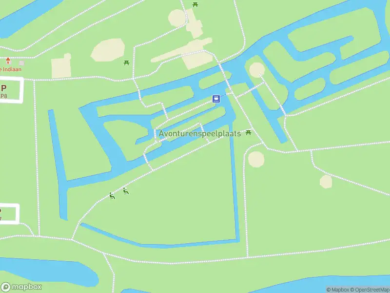 Ambulance naar de De Zuiderlaaik in Oostzaan