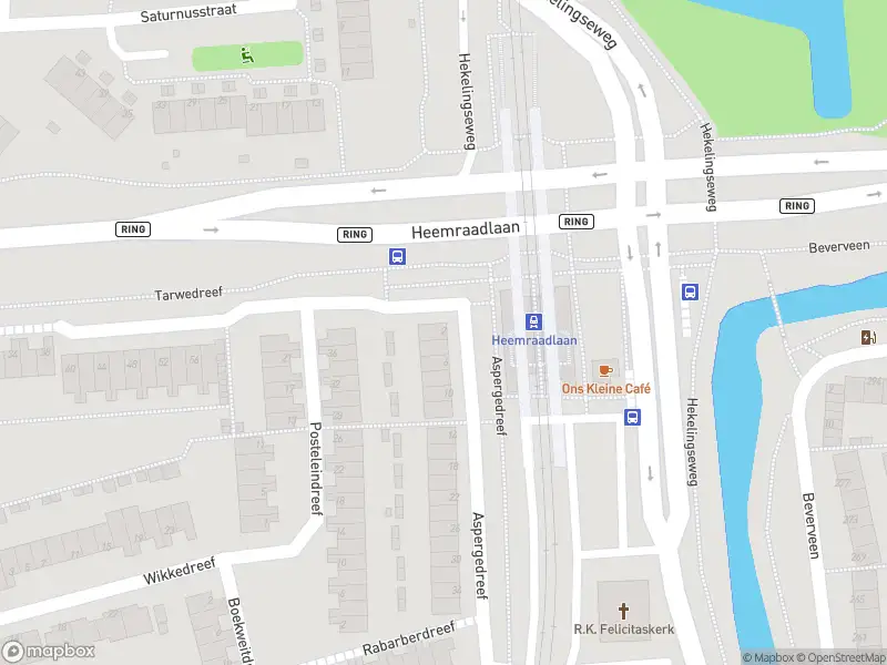 Ambulance met grote spoed naar de Aspergedreef in Spijkenisse