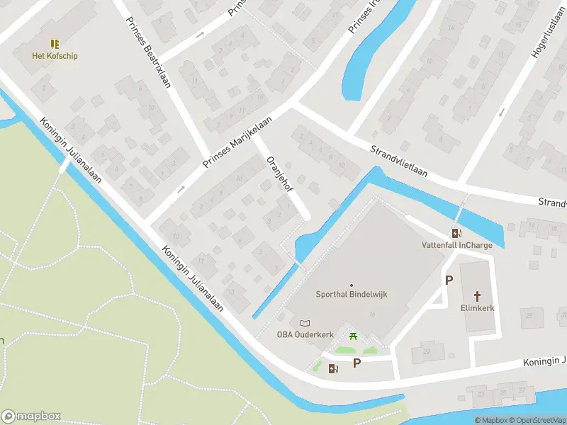 Ambulance met gepaste spoed naar de Oranjehof in Ouderkerk aan de Amstel