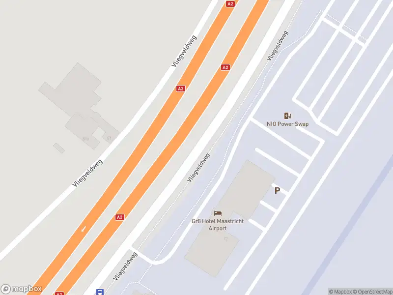 Brandweer met gepaste spoed naar de Vliegveldweg in Maastricht-Airport