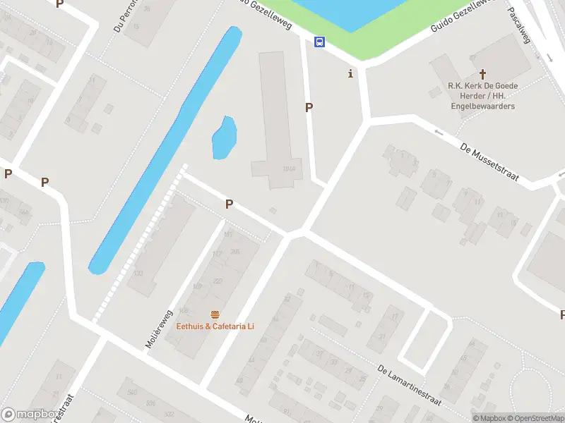Ambulance met gepaste spoed naar de Dumasstraat in Rotterdam