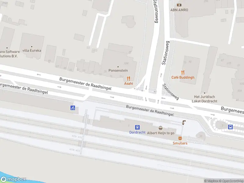 Ambulance met gepaste spoed naar de Stationsplein in Dordrecht