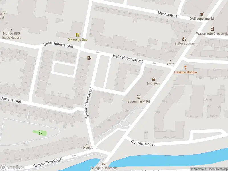 Ambulance met grote spoed naar de Spiegelnisserplein in Rotterdam