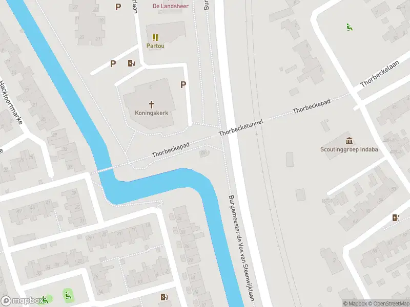 Politie naar de Burgemeester de Vos van Steenwijklaan in Zwolle vanwege aanrijding met letsel