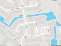 Ambulance met grote spoed naar de Arabella in Capelle aan den IJssel