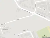 Brandweer met grote spoed naar de Bessenvlinderstraat in Eindhoven vanwege waarnemen gaslucht
