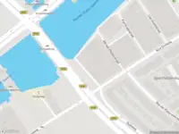 Ambulance met grote spoed naar de Henk Schijvenaarstraat in Haarlem