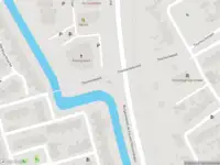 Politie naar de Burgemeester de Vos van Steenwijklaan in Zwolle vanwege aanrijding met letsel
