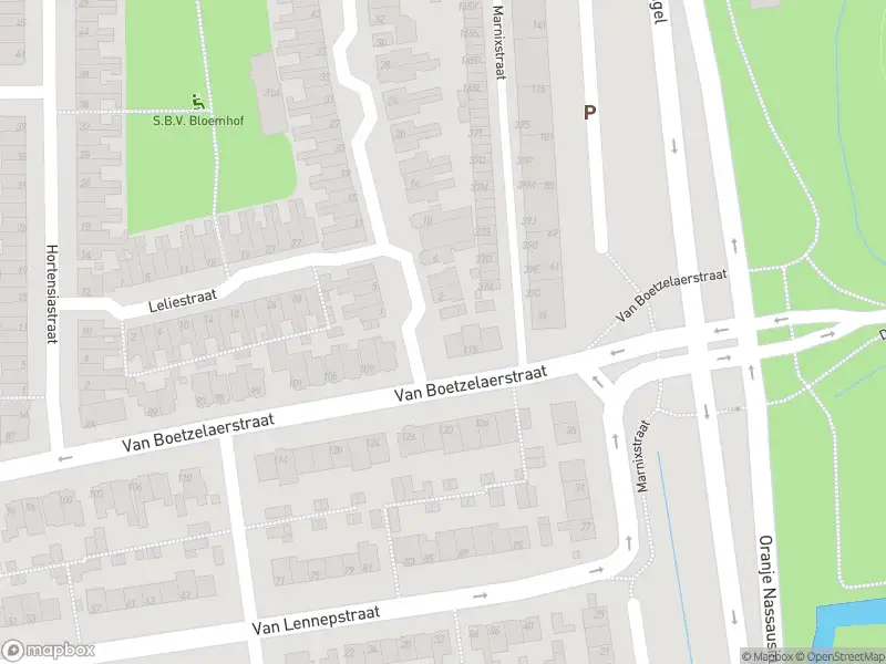 Ambulance met grote spoed naar de Hooftstraat in Alphen aan den Rijn