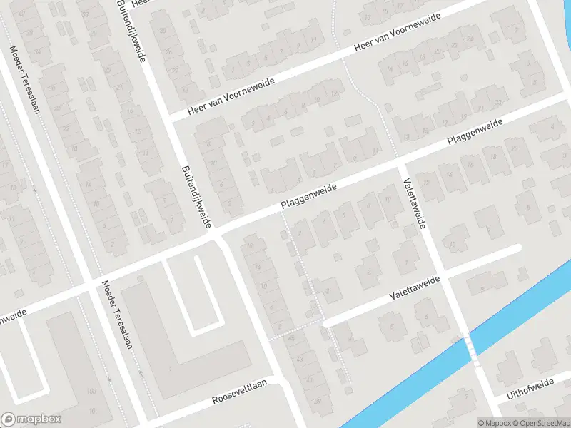 Brandweer met grote spoed naar de Plaggenweide in Hellevoetsluis vanwege waarnemen gaslucht