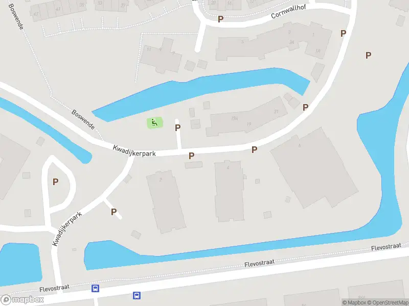 Ambulance met grote spoed naar de Kwadijkerpark in Purmerend