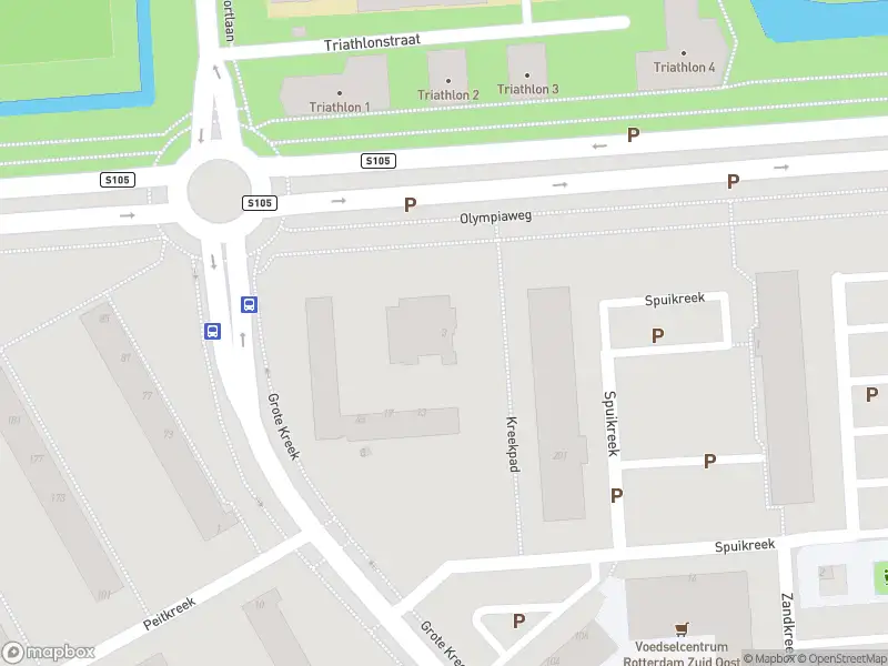 Ambulance met grote spoed naar de Kreekpad in Rotterdam