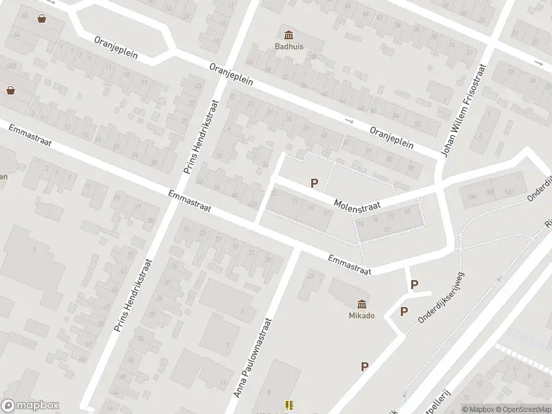 Ambulance met gepaste spoed naar de Emmastraat in Zwijndrecht