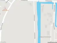 Ambulance met grote spoed naar de Amstelwijckweg in Dordrecht