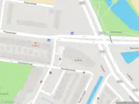 Ambulance met grote spoed naar de Franselaan in Rotterdam