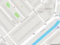 Ambulance met grote spoed naar de Erasmusplein in 's-Gravenhage