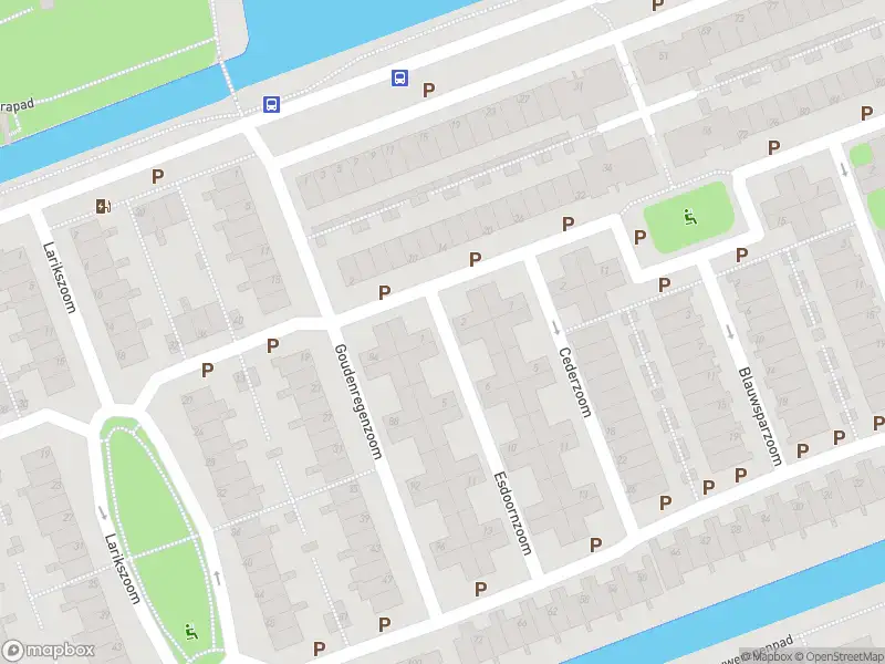 Ambulance met gepaste spoed naar de Esdoornzoom in Zoetermeer