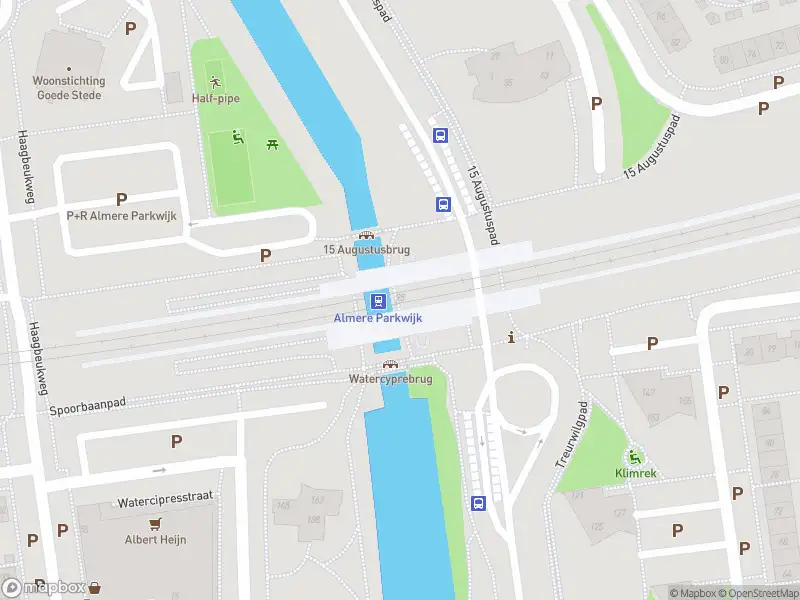 Politie naar de Spoorbaanpad in Almere vanwege aanrijding met letsel