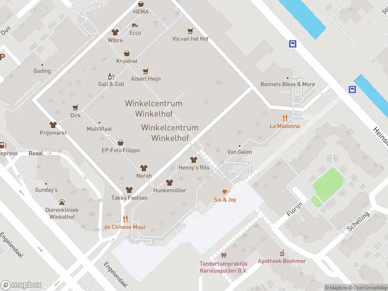 Ambulance met grote spoed naar de Winkelhof in Leiderdorp