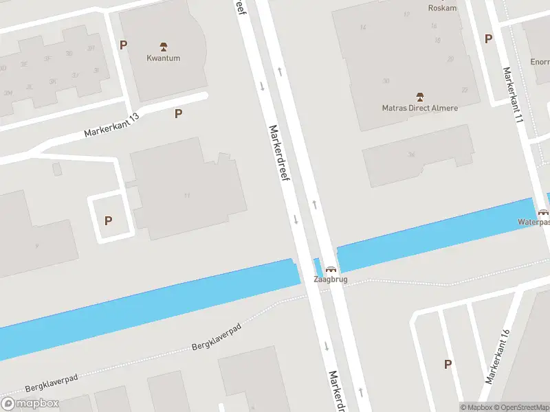 Politie naar de Markerkant 13 in Almere vanwege aanrijding met letsel