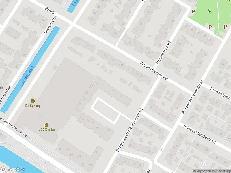 Ambulance met grote spoed naar de Burgemeester Brouwerstraat in Zwijndrecht