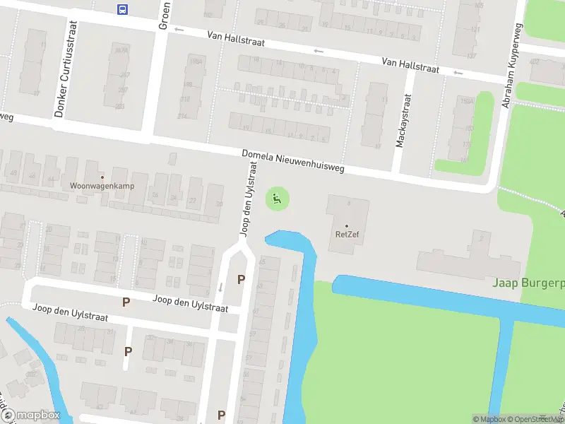 Ambulance met grote spoed naar de Domela Nieuwenhuisweg in Dordrecht