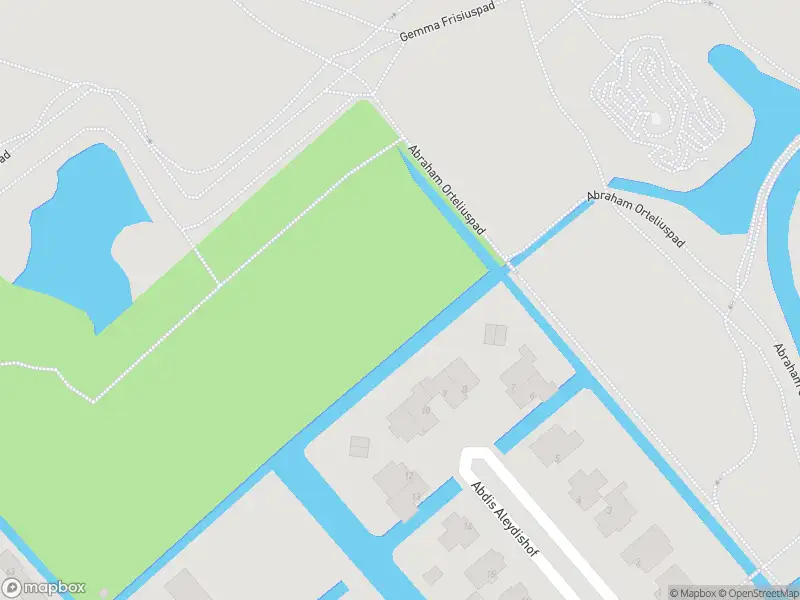 Traumahelikopter met grote spoed naar de Lozerlaan in 's-Gravenhage