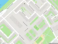 Ambulance met grote spoed naar de Berzeliusstraat in Amsterdam