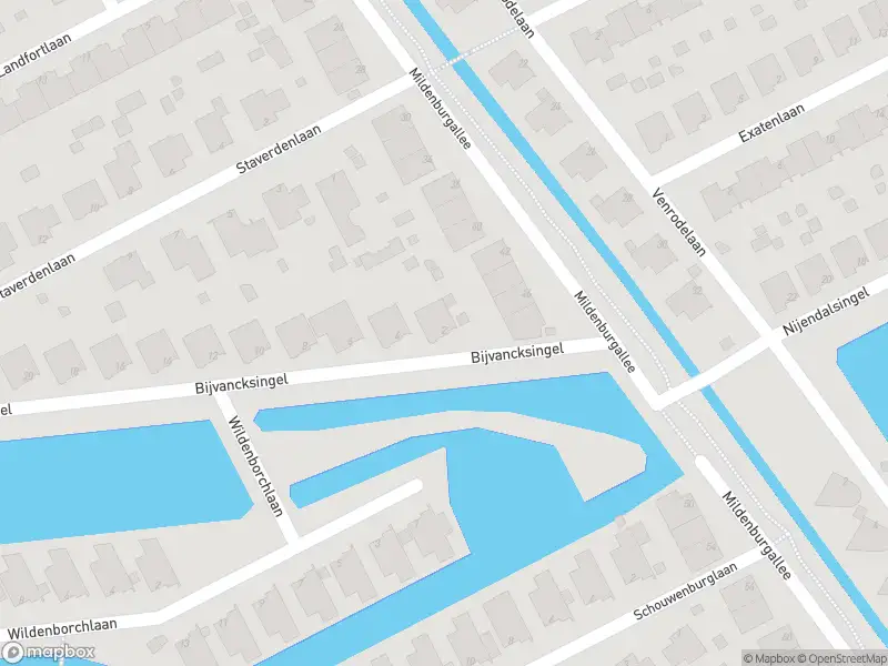 Ambulance met gepaste spoed naar de Bijvancksingel in Spijkenisse