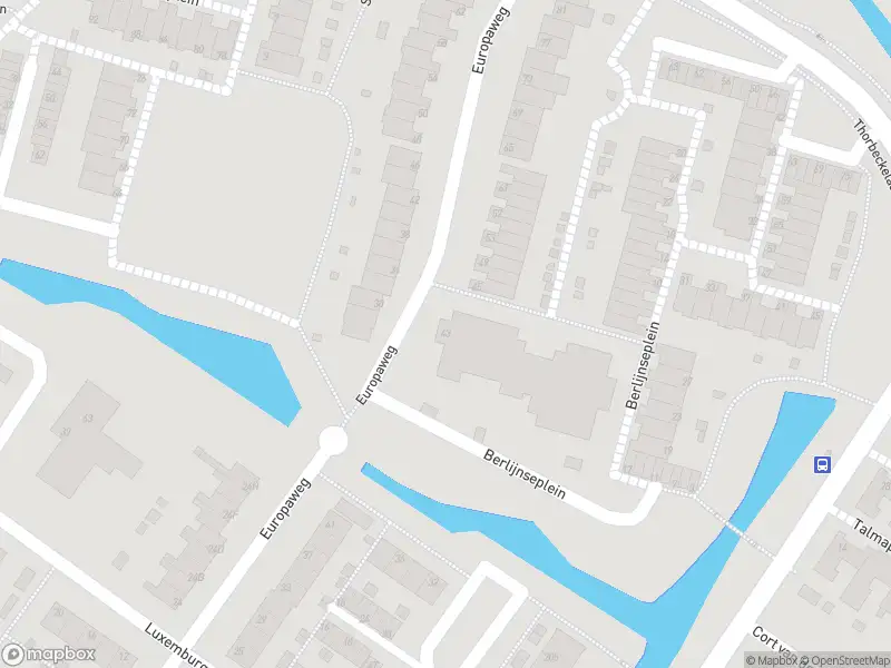 Ambulance met gepaste spoed naar de Europaweg in Zwijndrecht