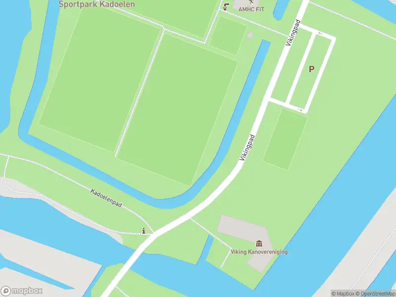 Ambulance met gepaste spoed naar de Vikingpad in Amsterdam