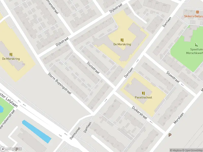 Ambulance met gepaste spoed naar de Sluisstraat in Leiden