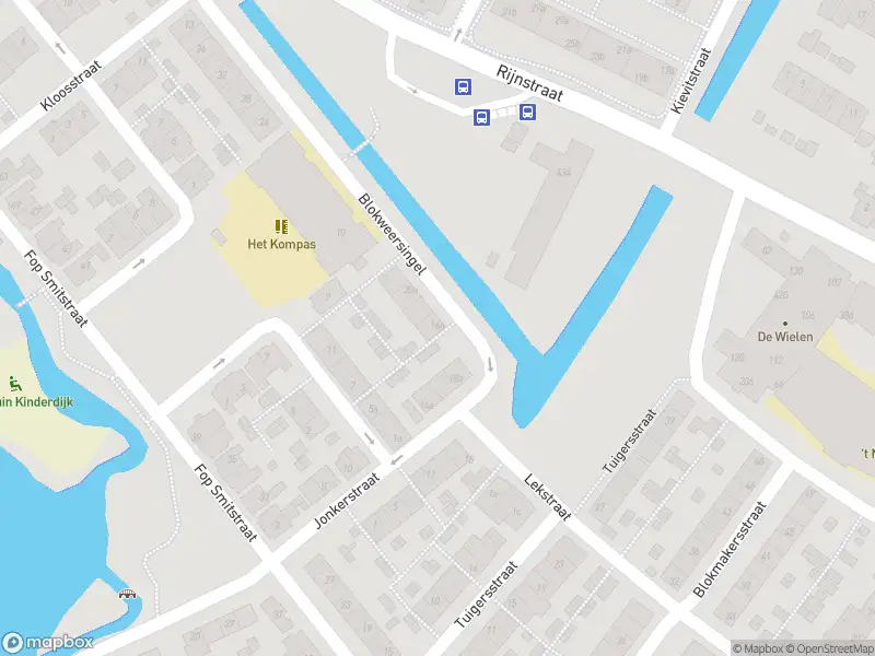 Ambulance met gepaste spoed naar de Blokweersingel in Alblasserdam