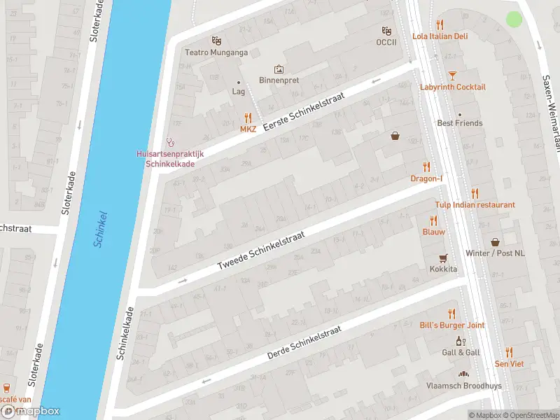 Ambulance met grote spoed naar de Eerste Schinkelstraat in Amsterdam