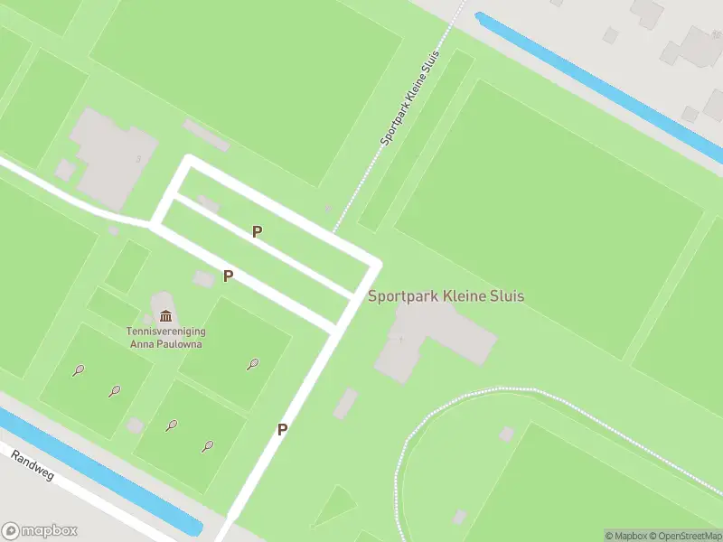 Ambulance met gepaste spoed naar de Sportpark Kleine Sluis in Anna Paulowna