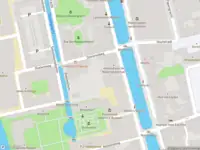 Ambulance met gepaste spoed naar de Noordeinde in Leiden