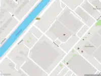 Ambulance met gepaste spoed naar de Vlasstraat in Nieuw-Vennep