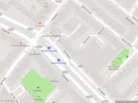 Ambulance met gepaste spoed naar de Schiekade in Rotterdam