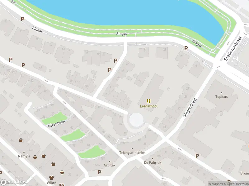 Brandweer met gepaste spoed naar de Brinkpoortplein in Deventer