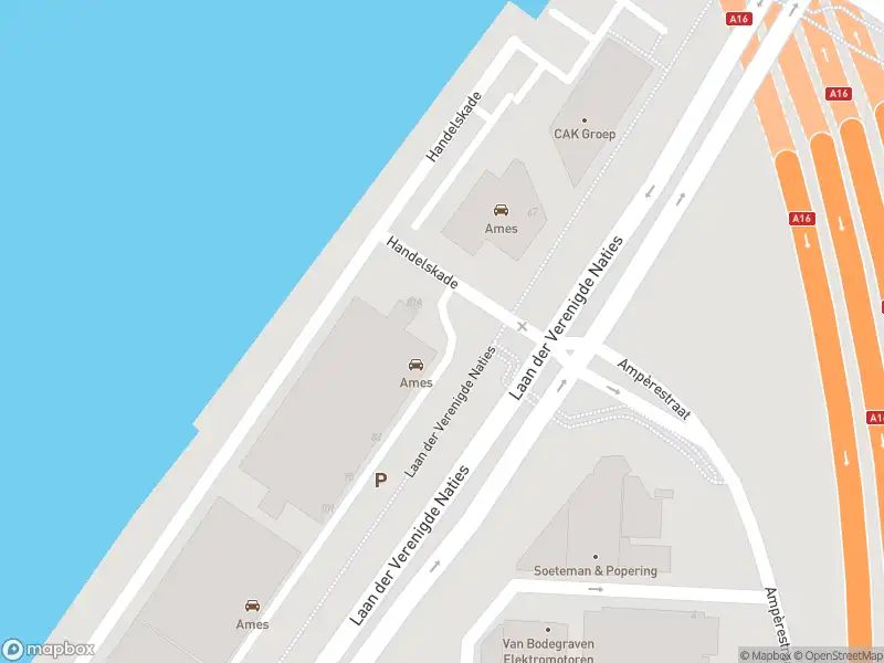 Ambulance met gepaste spoed naar de Laan der Verenigde Naties in Dordrecht