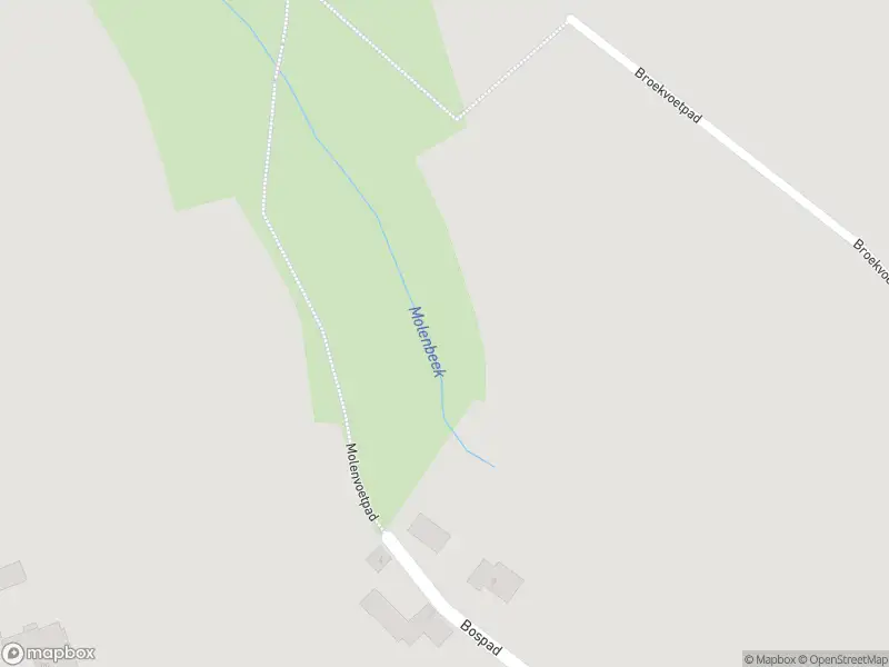 Brandweer met grote spoed naar de Heerenstraat in Moorveld