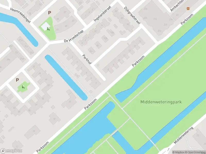 Ambulance met grote spoed naar de Parkzoom in Krimpen aan den IJssel
