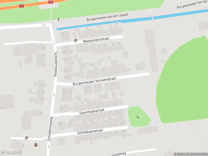 Ambulance met gepaste spoed naar de Burgemeester Verveenstraat in Schiedam