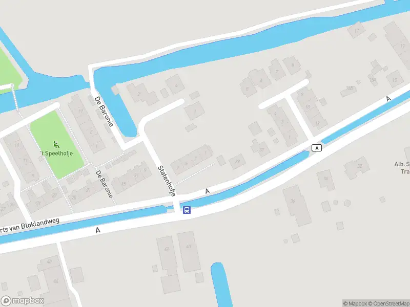Ambulance met gepaste spoed naar de Beelaerts van Bloklandweg in Ottoland