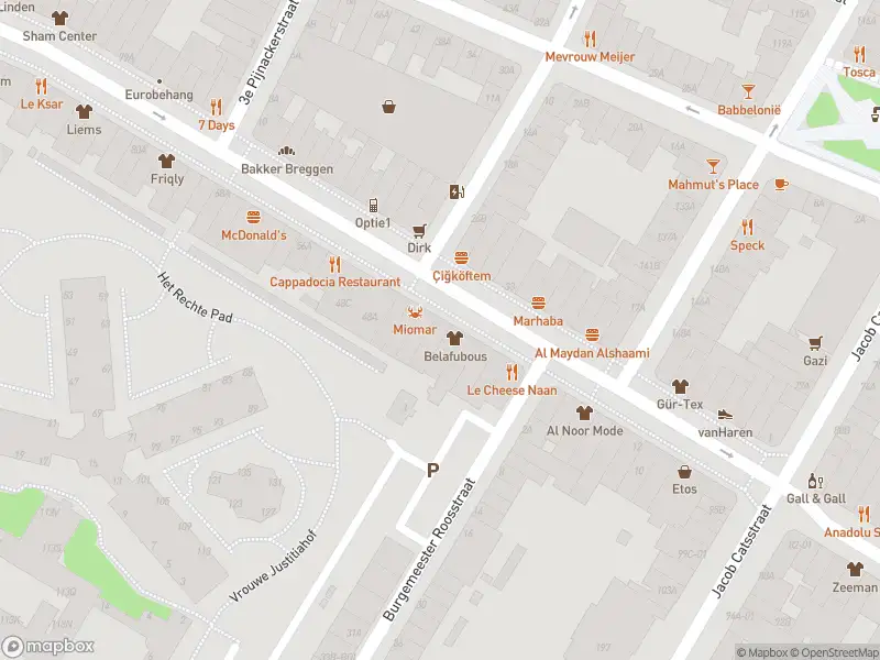 Ambulance met grote spoed naar de Zwart Janstraat in Rotterdam